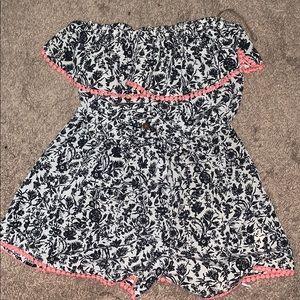 Strapless romper